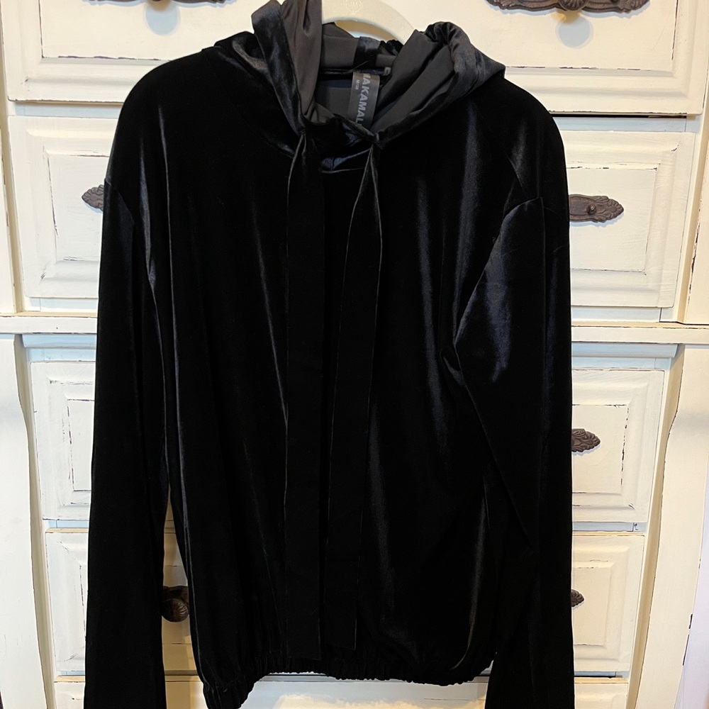 Norma Kamali BF Velour Hooded Glam Sweatshirt NWT Luxury
